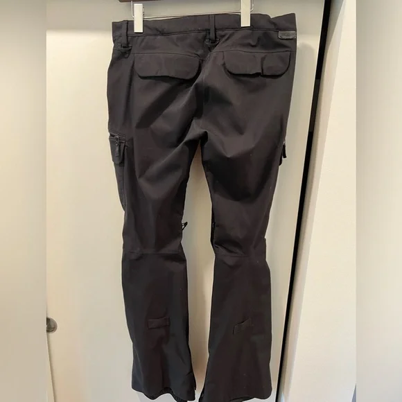 Volcom Gloria Snowboard Pants - Picture 4 of 4